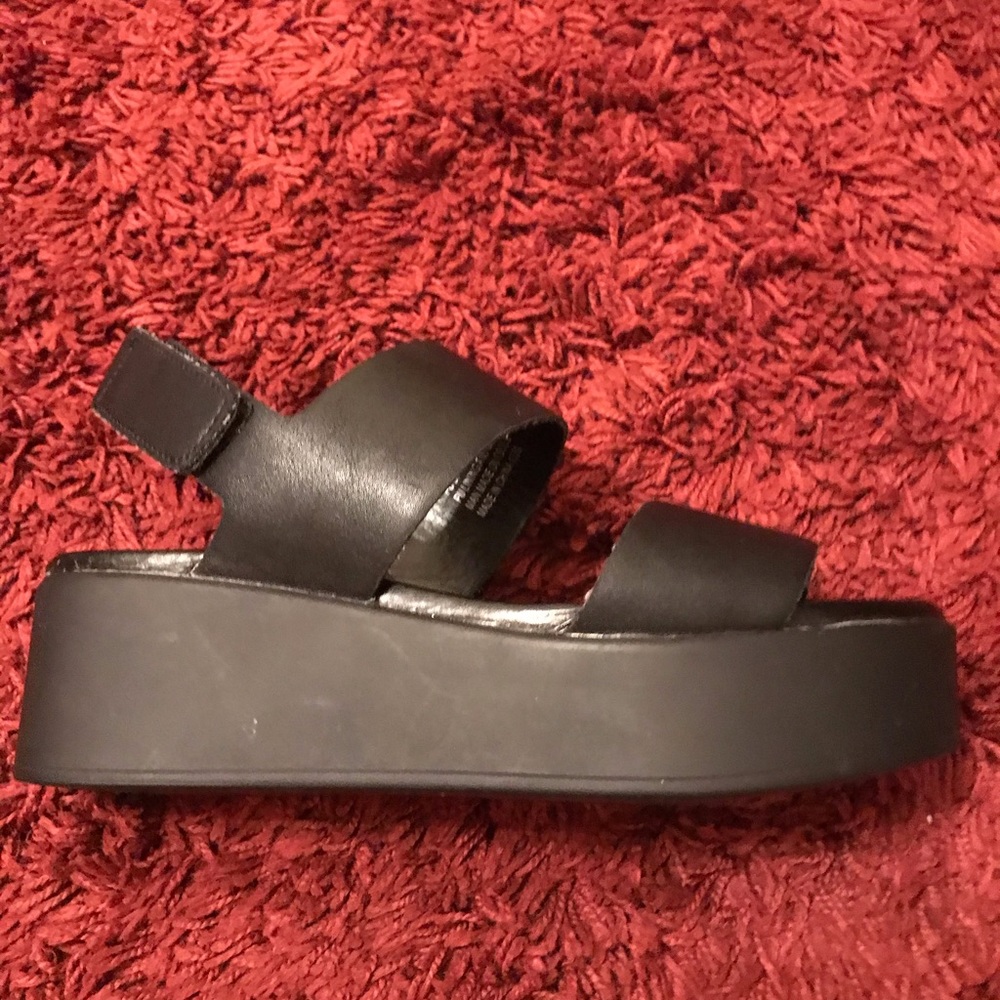 Black Platform Sandals